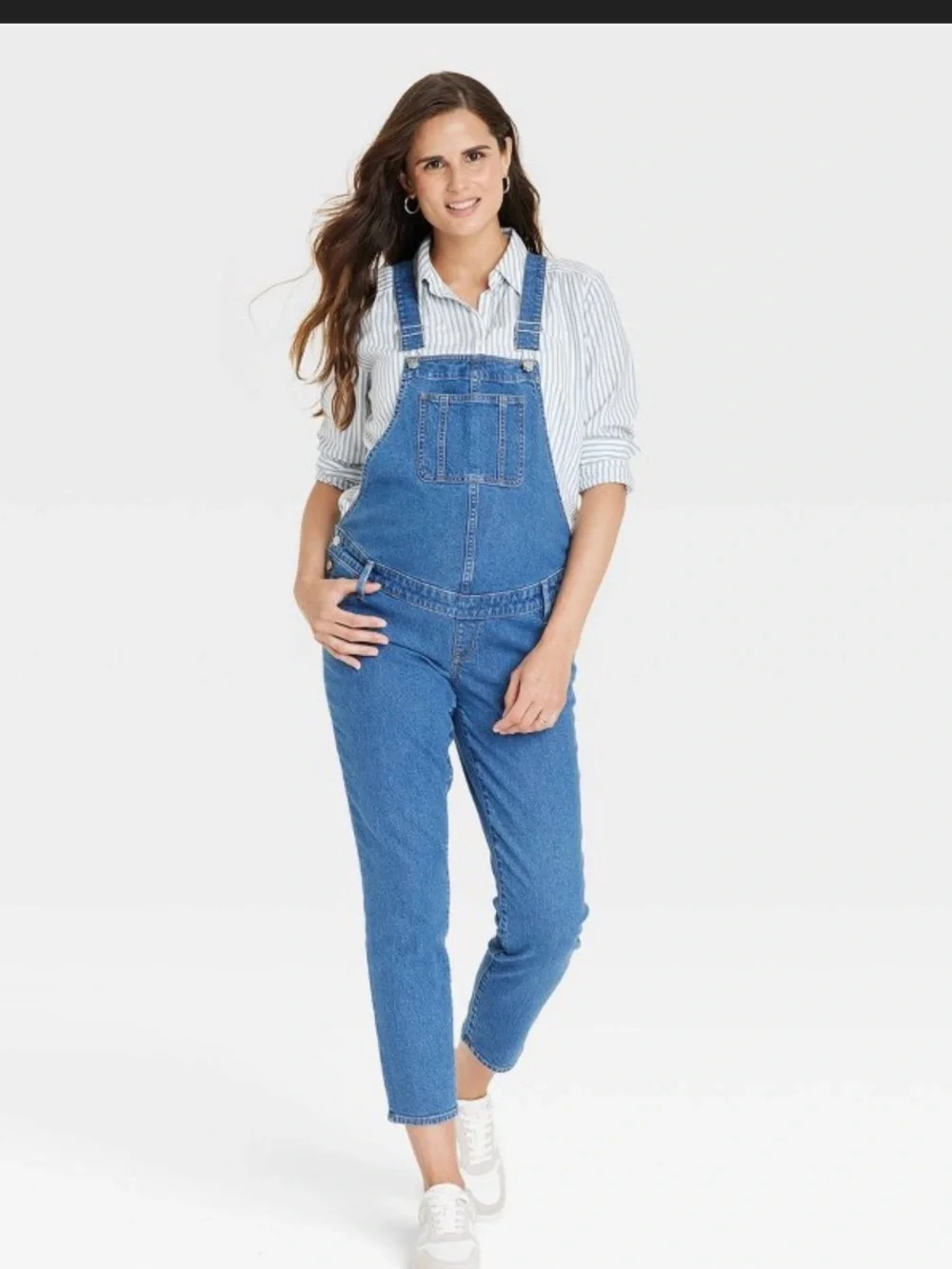 Isabel Maternity by Ingrid & Isabel Denim Short Overalls in Blue - Picture 3 of 3